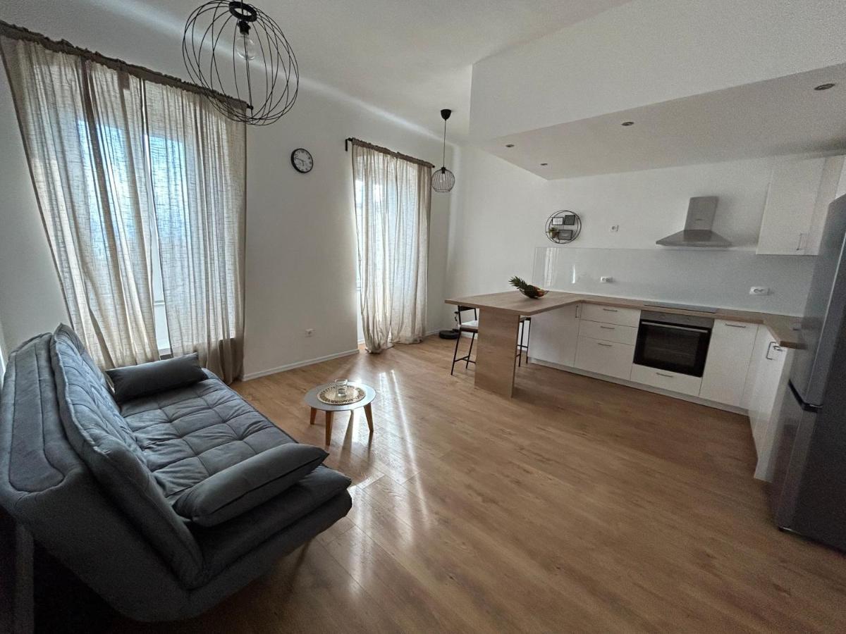 Nina & Lola Apartment Rijeka Exterior photo